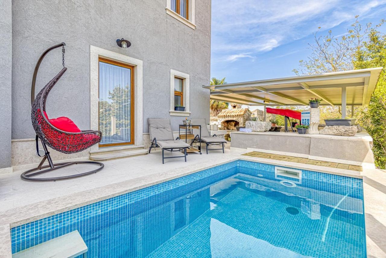 Holiday House Lidia I Rina Pican Экстерьер фото